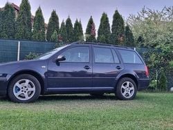 Culoarealbastru Utilizat 2000 VW Golf IV Break | 1.850 EUR (Puțin scump)