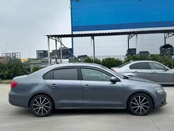 Culoaregri Utilizat 2012 VW Jetta Highline Berlinǎ | 6.400 EUR (Preț OK)