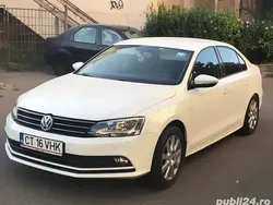 Alb Utilizat 2017 VW Jetta Berlinǎ | 6.800 EUR (Super Preț)