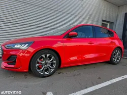 Rosu Utilizat 2024 Ford Focus ST-Line X Hatchback | 22.551 EUR