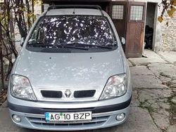 Utilizat 2002 Renault Scénic Monovolum | 7.500 EUR