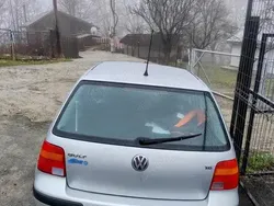 Utilizat 2004 VW Golf IV Berlinǎ | 990 EUR (Preț bun)