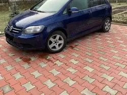 Albastru Utilizat 2006 VW Golf Plus Cross Monovolum | 1.900 EUR (Preț bun)