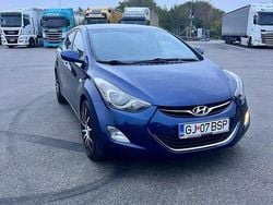 Culoarealbastru Utilizat 2012 Hyundai Elantra Berlinǎ | 5.600 EUR (Scump)
