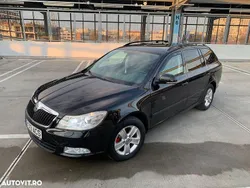 Culoarenegru Utilizat 2013 Skoda Octavia Ambition Break | 4.650 EUR (Preț bun)