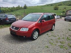 Roşu Utilizat 2007 VW Touran Monovolum | 2.200 EUR