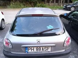 Utilizat 2005 Peugeot 206 Hatchback | 950 EUR (Preț bun)
