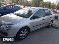 Gri Utilizat 2006 Ford Focus Berlinǎ | 4.400 EUR