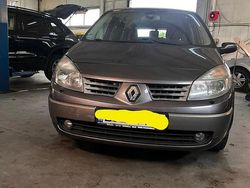 Culoaregri Utilizat 2006 Renault Grand Scénic II Monovolum | 1.900 EUR