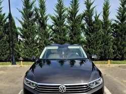 Utilizat 2015 VW Passat Highline Berlinǎ | 10.999 EUR (Scump)