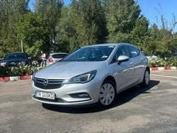 Culoareargint Utilizat 2018 Opel Astra Innovation Hatchback | 10.000 EUR (Preț OK)