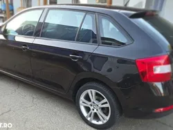 Negru Utilizat 2014 Skoda Rapid Active Hatchback | 5.750 EUR (Preț OK)