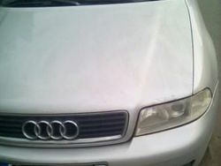 Argintiu Utilizat 2001 Audi A4 Break | 700 EUR (Preț bun)