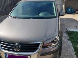 Culoaregri Utilizat 2009 VW Touran Cross Monovolum | 4.900 EUR