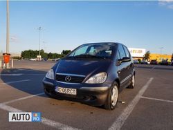 Negru Utilizat 2001 Mercedes A160 Hatchback | 1.750 EUR