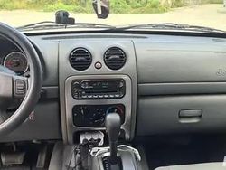 Utilizat 2007 Jeep Cherokee SUV | 4.650 EUR