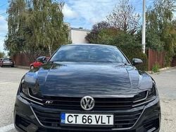 Culoarenegru Utilizat 2018 VW Arteon R-line Berlinǎ | 23.900 EUR (Preț bun)