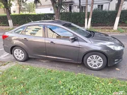 Utilizat 2018 Ford Focus Trend Berlinǎ | 10.000 EUR