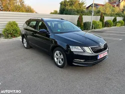 Negru Utilizat 2019 Skoda Octavia Style Break | 11.900 EUR (Preț bun)