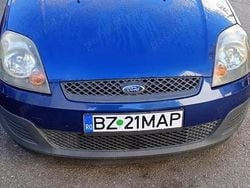 Albastru Utilizat 2006 Ford Fiesta Hatchback | 1.800 EUR (Preț OK)