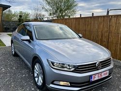 Gri Utilizat 2018 VW Passat Comfortline Berlinǎ | 13.700 EUR (Preț OK)