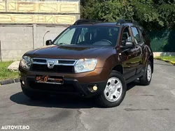 Culoaremaro Utilizat 2011 Dacia Duster Lauréate SUV | 6.450 EUR (Preț OK)