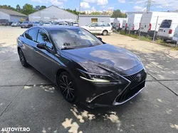 Culoaregri Utilizat 2022 Lexus ES300H Luxury Line Berlinǎ | 34.500 EUR