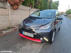 Culoaregri Utilizat 2015 Toyota Aygo Play Hatchback | 4.990 EUR (Puțin scump)