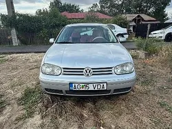Gri Utilizat 2002 VW Golf IV Hatchback | 1.300 EUR (Preț OK)