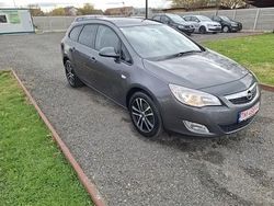 Culoaregri Utilizat 2012 Opel Astra Cosmo Break | 3.000 EUR (Preț bun)