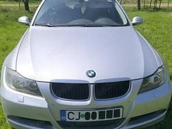Argintiu Utilizat 2006 BMW 318 Break | 3.200 EUR (Puțin scump)