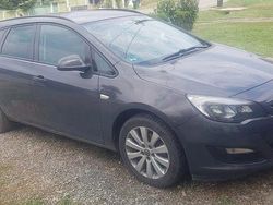 Alte culori Utilizat 2014 Opel Astra Enjoy Break | 4.500 EUR (Preț OK)