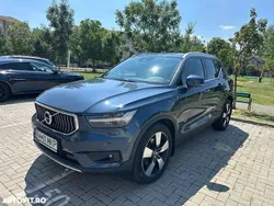 Culoarealbastru Utilizat 2018 Volvo XC40 Inscription SUV | 28.500 EUR (Puțin scump)