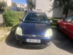 Albastru Utilizat 2006 Ford Fiesta Hatchback | 1.800 EUR (Puțin scump)