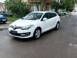 Alb Utilizat 2014 Renault Mégane GrandTour Dynamique Break | 4.650 EUR (Preț bun)