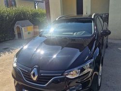 Negru Utilizat 2019 Renault Mégane GrandTour Intens Break | 10.400 EUR (Preț OK)