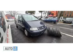 Negru Utilizat 2007 VW Sharan Monovolum | 3.799 EUR (Preț OK)