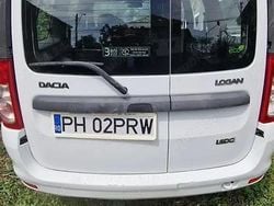 Alb Utilizat 2011 Dacia Logan Berlinǎ | 4.000 EUR (Scump)