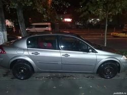 Utilizat 2008 Renault Mégane II Berlinǎ | 2.400 EUR (Preț OK)
