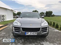 Gri Utilizat 2010 Porsche Cayenne SUV | 14.800 EUR (Preț OK)