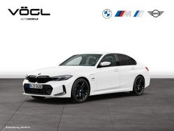 Utilizat 2022 BMW 330e M Sport | 38.755 EUR (Scump)