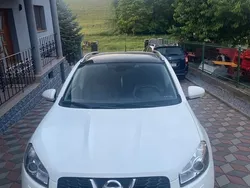 Alb Utilizat 2011 Nissan Qashqai Tekna SUV | 7.400 EUR (Puțin scump)