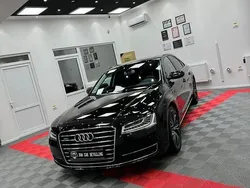 Negru Utilizat 2015 Audi A8 Berlinǎ | 25.500 EUR (Preț OK)