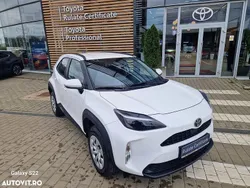 Culoarealb Nouă 2025 Toyota Yaris Cross Active SUV | 21.991 EUR (Preț bun)