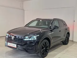 Negru metalic perleffect Utilizat 2021 VW Touareg R-line SUV | 54.900 EUR (Scump)