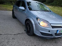 Gri Utilizat 2005 Opel Astra Enjoy Hatchback | 1.800 EUR (Preț OK)