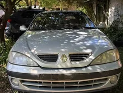 Utilizat 2002 Renault Mégane Berlinǎ | 3.000 EUR