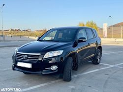 Negru Utilizat 2012 Toyota RAV4 Comfort SUV | 6.900 EUR (Preț OK)