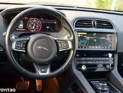Gri Utilizat 2019 Jaguar F-Pace Ingenium SUV | 19.750 EUR (Preț bun)