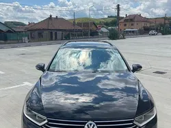 Negru Utilizat 2016 VW Passat Comfortline Break | 8.800 EUR (Super Preț)